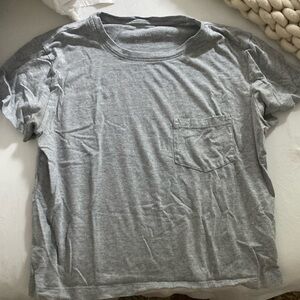Everlane pocket tee shirt